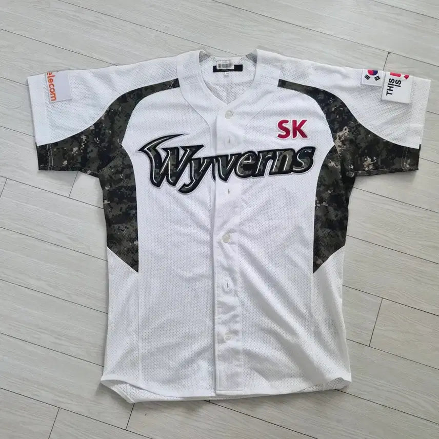 [BUNJANG] SK Wyverns Authentic Military Signed Baseball Jersey / SK 와이번스 어센틱 밀리터리 친필사인 유니폼
