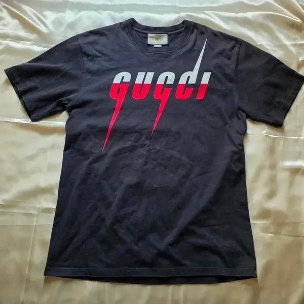 [BUNJANG] Gucci Black Front Logo T-Shirt (L) / 구찌 (정품) 전면 로고 반팔티 L 블랙