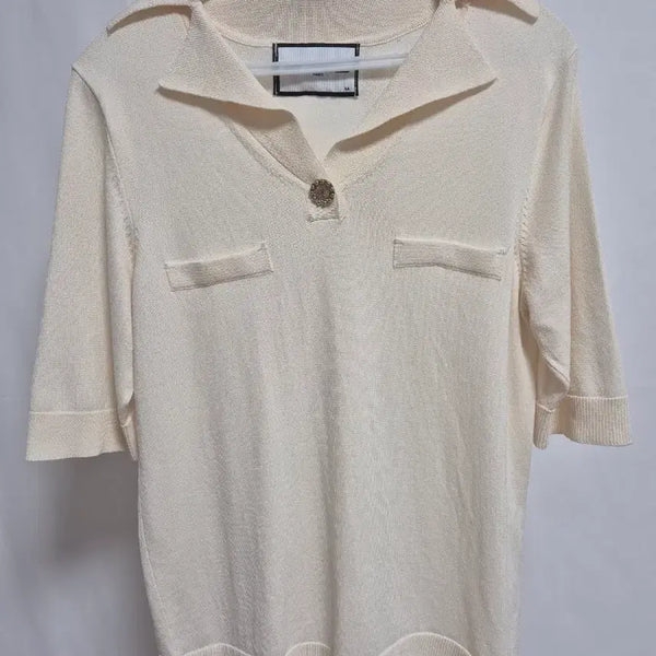 [BUNJANG] Karl Lagerfeld Knit Short Sleeve Blouse / 칼라거펠트 니트 반팔 카라 블라우스/44