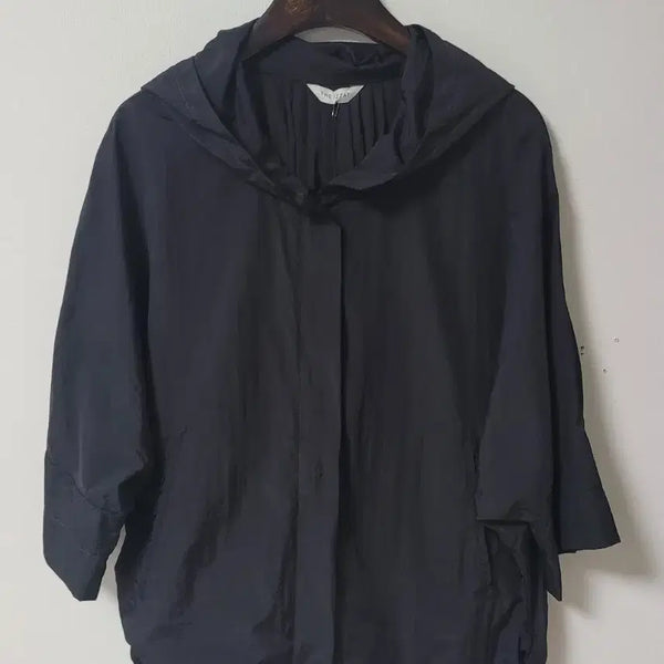 [BUNJANG] The Izzat Babafashion Prada Material Hooded Jumper / (새제품/21만원대) 더 아이잗 바바패션 프라다 소재  점퍼