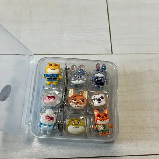[BUNJANG] Zootopia 9-Grid LED Keycap Clicker Keychain / 주토피아 9구 LED 키캡 클리커 키링