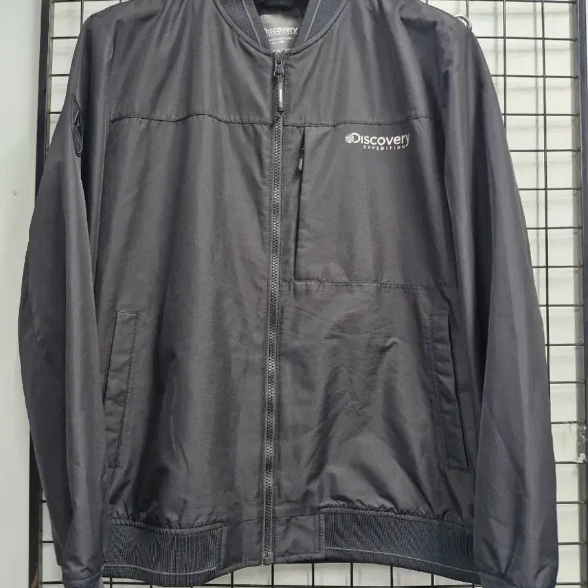 [BUNJANG] Discovery Expedition Appliqué Blouson Windbreaker Jacket / 105XL 디스커버리 익스페디션 와펜 블루종 바람막이 자켓.