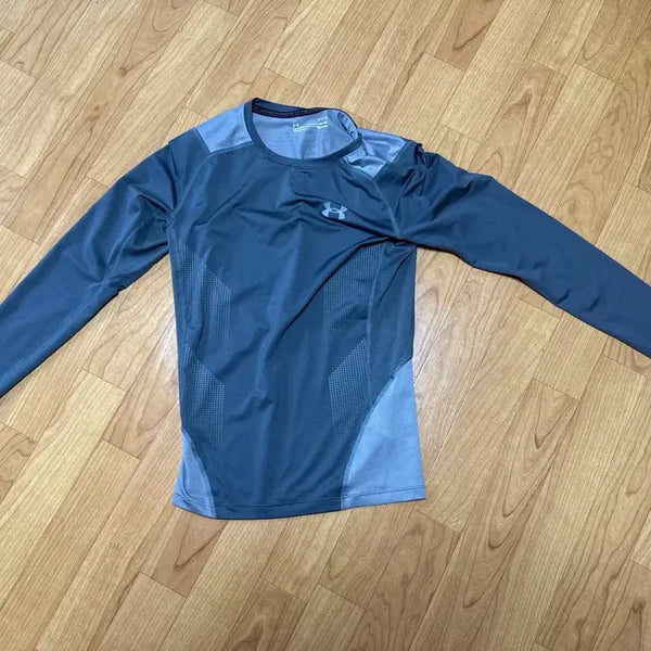 [BUNJANG] Under Armour & Nike Performance Long Sleeve T-Shirts (Size L, Set of 3) / 기능성 티셔츠