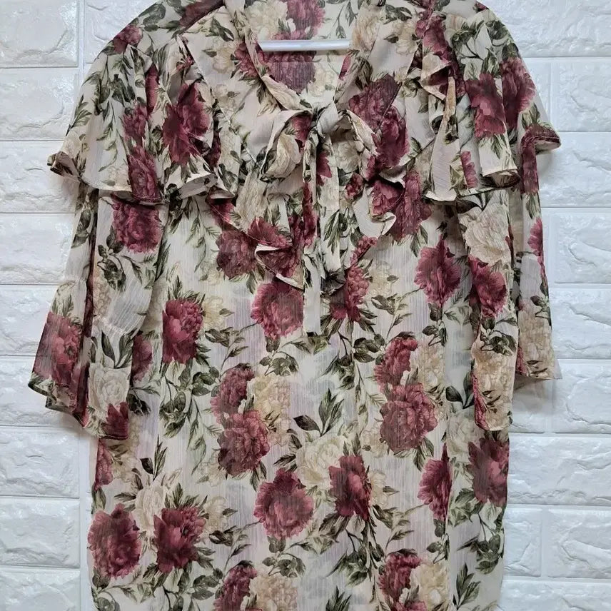 [BUNJANG] Anne Klein Flower Pattern Frill Blouse / 앤클라인 플라워 패턴 프릴 블라우스 90(66)