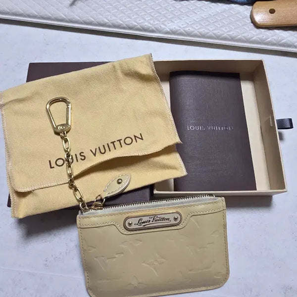 [BUNJANG] Louis Vuitton Monogram Beige Pochette / 루이비통 모노그램 베이지 포쉐트