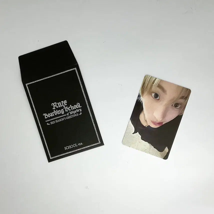 [BUNJANG] RIIZE Anton 2025 Season's Greeting Photocard A_2 / 라이즈 앤톤 2025 시즌그리팅 포토카드 A_2 RIIZE ANTON 2025 SEASON'S GREETING PHOTOCARD A_2