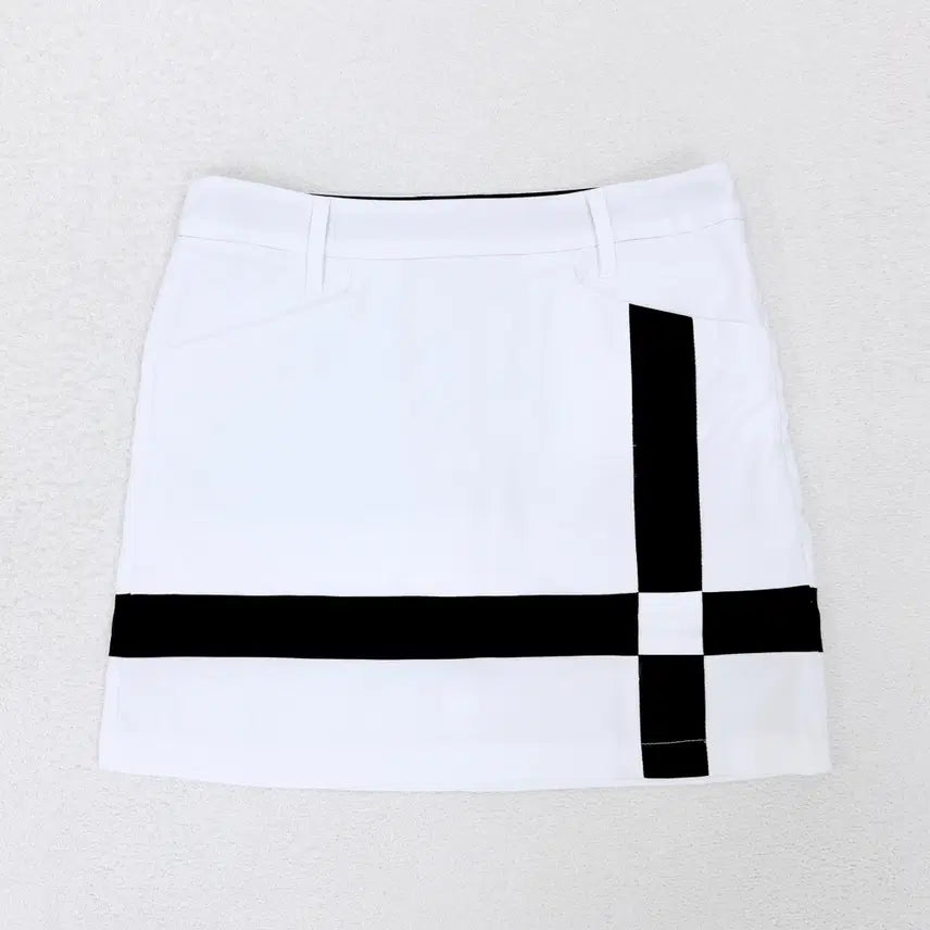 [BUNJANG] Descente Golf Women's Functional Culottes Pants Size 25-26 / [25-26] 데상트 골프 기능성 큐롯 팬츠