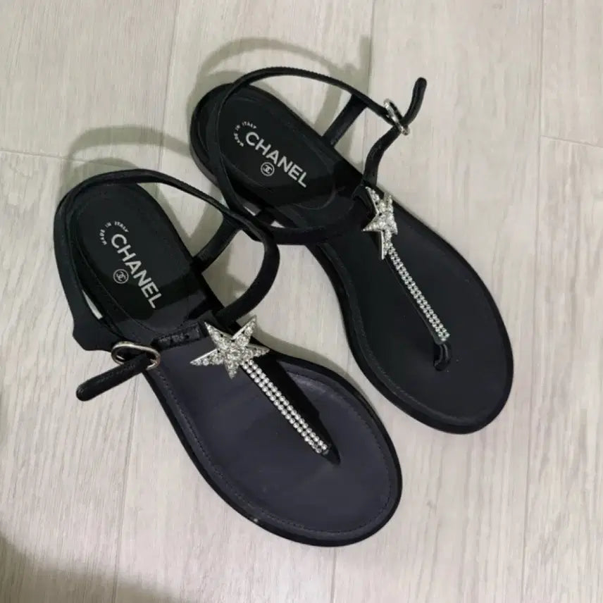 [BUNJANG] Chanel Sandals Slippers Size 35 / (정품) 샤넬 샌들 슬리퍼 (35)
