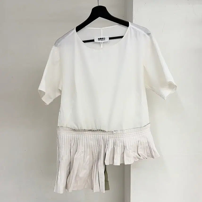 [BUNJANG] MM6 Maison Margiela Unbalanced Pleated Hem Top / mm6 메종마르지엘라 언밸런스 플리츠 헴 탑
