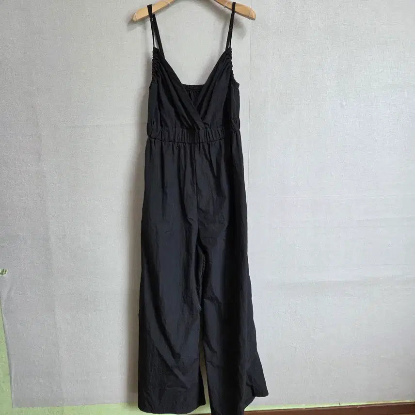 [BUNJANG] Black Wide Jumpsuit / 여성 끈나시 블랙 와이드 점프수트 F JJ2918