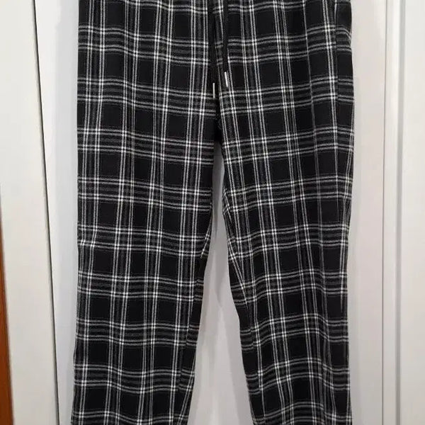 [BUNJANG] Check Pattern Training Pants Black / 체크 패턴 트레이닝 팬츠 블랙(새상품)