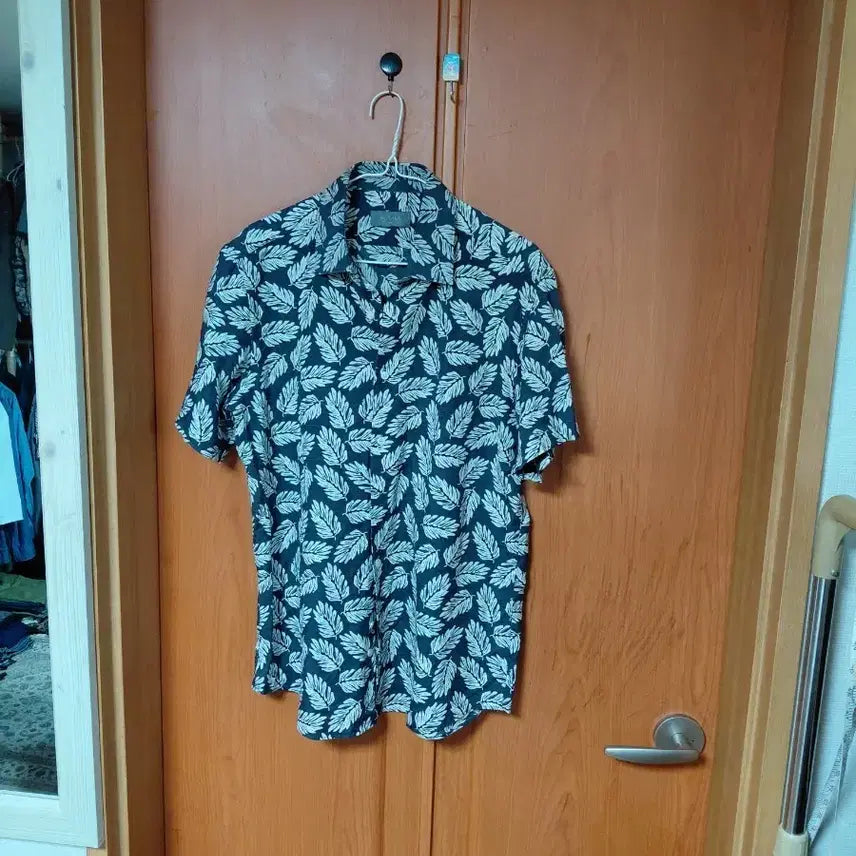 [BUNJANG] Rogun Patterned Shirt 100 / 로가디스 패턴 셔츠 100