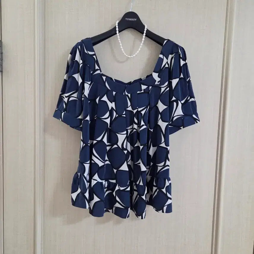 [BUNJANG] Elegant Silk Summer Blouse / 고급스런 실크 여름블라우스