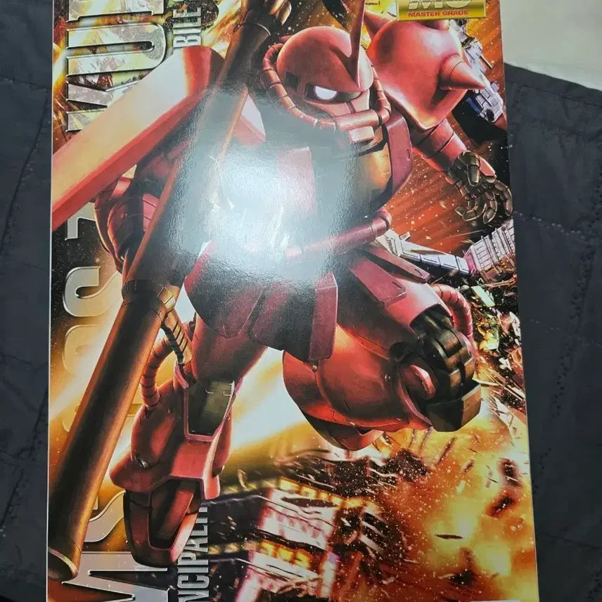 [BUNJANG] Bandai MG Gundam Zaku II Char's Custom / 반다이 MG 건담 자쿠2 샤아 전용기