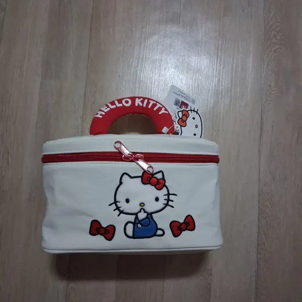 [BUNJANG] Hello Kitty Pouch Ivory / 헬로키티 파우치 아이보리(무료배송)