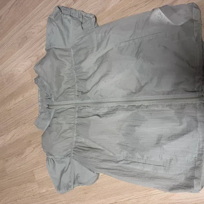 [BUNJANG] 8seconds Women's Mint Windbreaker Short-Sleeve Jumper Size L / 에잇세컨즈 여성 바람막이 반팔 점퍼 민트색 L사이즈