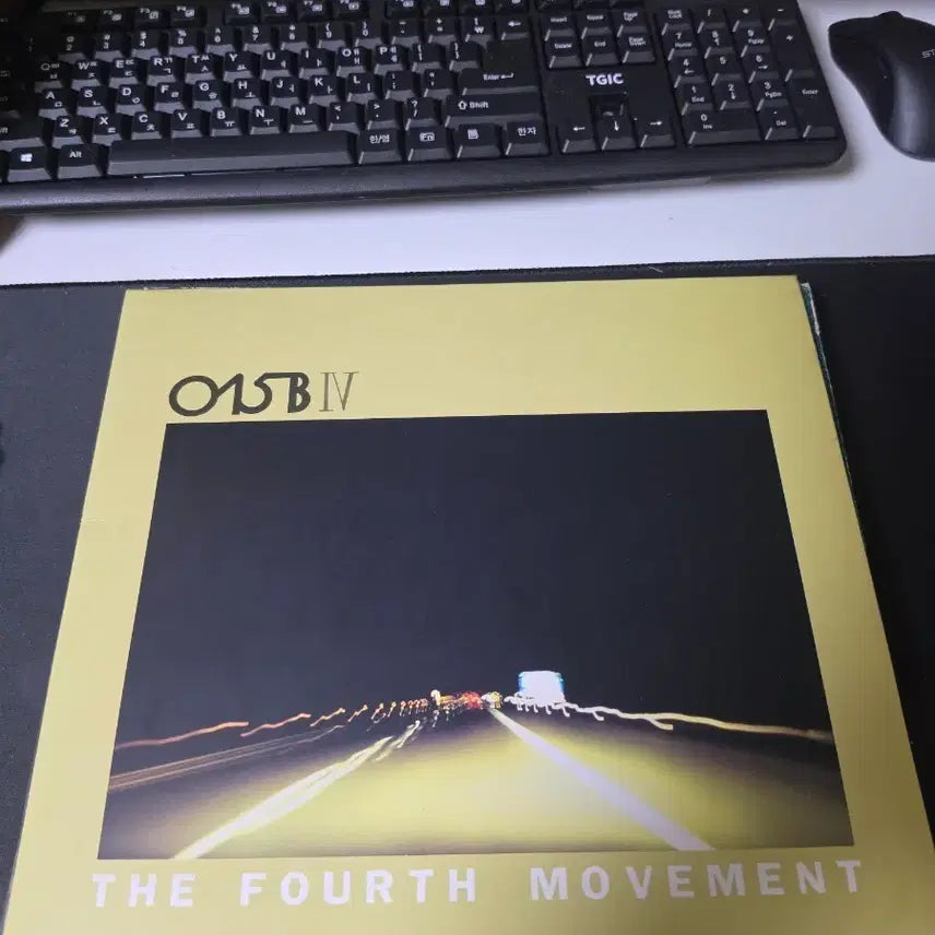 [BUNJANG] 015B 4th Album 'THE FOURTH MOVEMENT' LP / 015b4집 LP