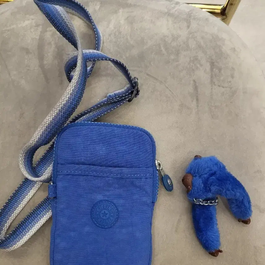 [BUNJANG] Kipling Crossbody Bag with Keychain / 키플링 크로스백 블루 + 키링