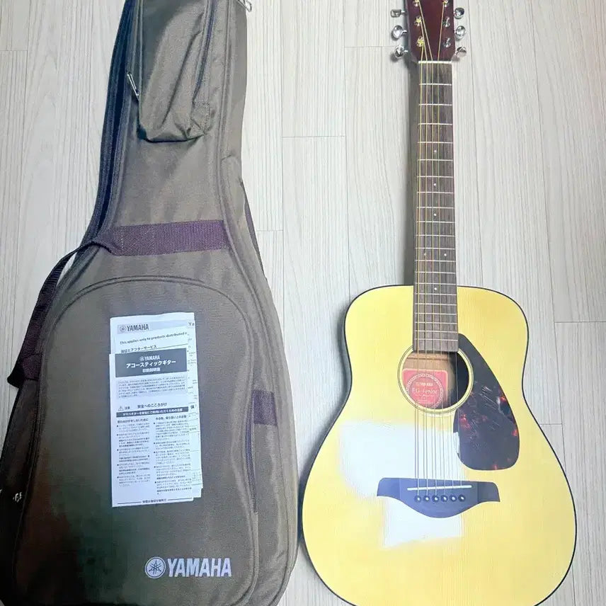 [BUNJANG] Yamaha FG-Junior JR2 Acoustic Guitar Full Set / 야마하 FG-Junior JR2 통기타 풀세트