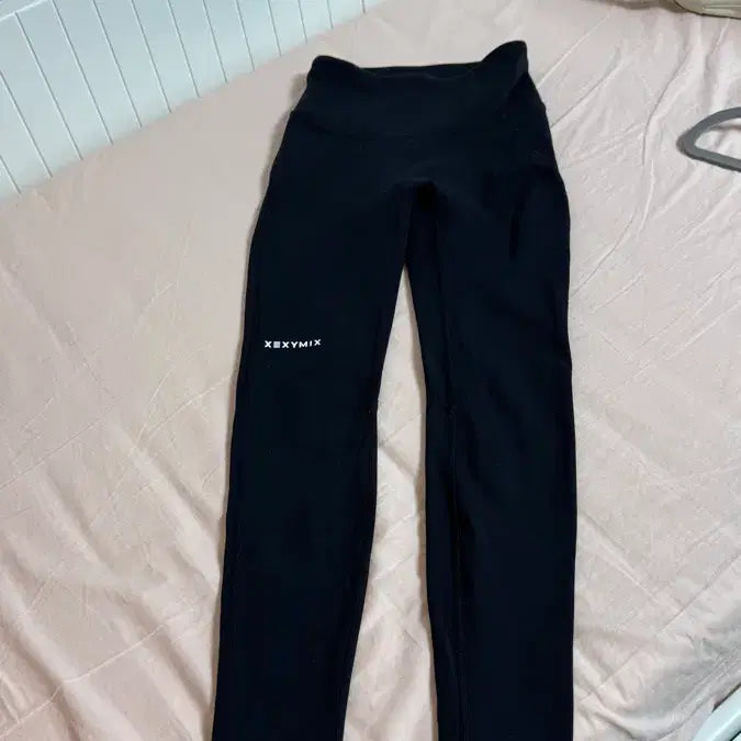 [BUNJANG] Xexymix Black Leggings / 젝시믹스 블랙 레깅스
