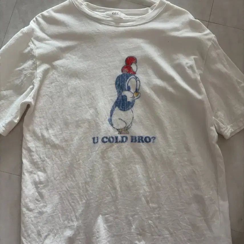 [BUNJANG] White Short Sleeve T-Shirt with Penguin Print / 티셔츠