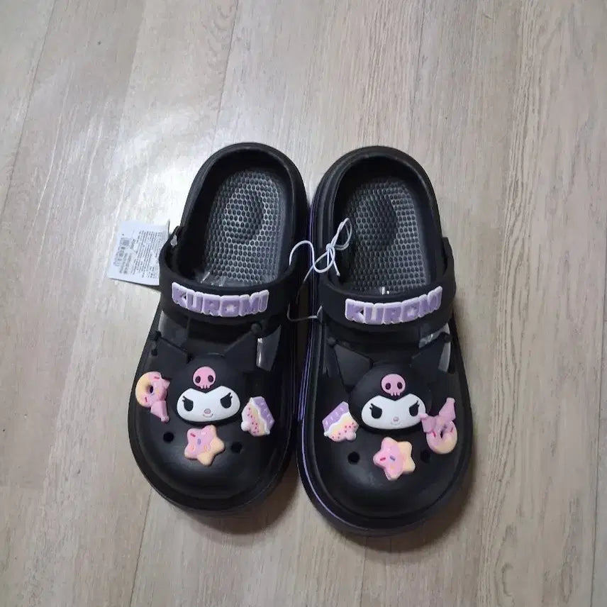 [BUNJANG] Kuromi Character Black Sandals (Size 230) / 쿠로미 샌들 블랙 /230(무료배송)