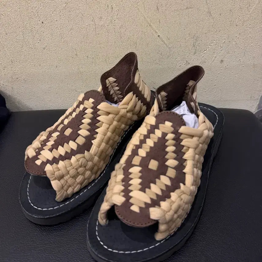 [BUNJANG] Chubasco Sandals / 츄바스코 샌들