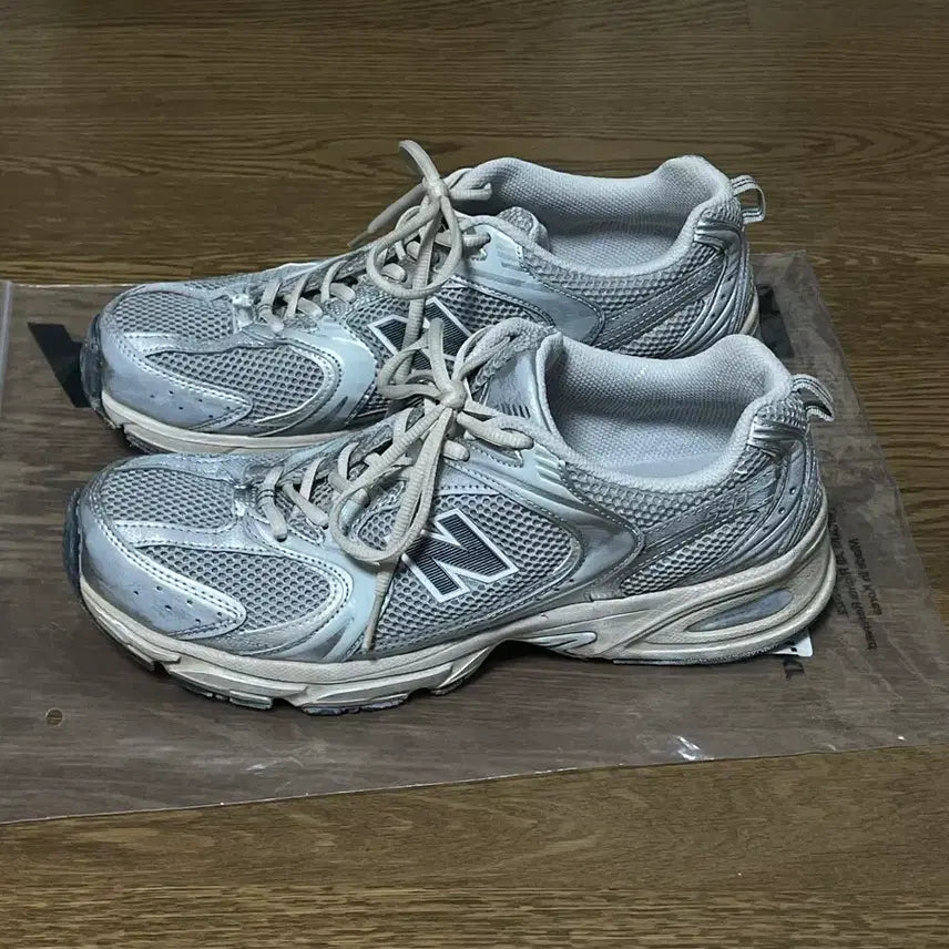 [BUNJANG] New Balance 530 Vintage Silver Shoes / 뉴발란스 530 빈티지 실버 290