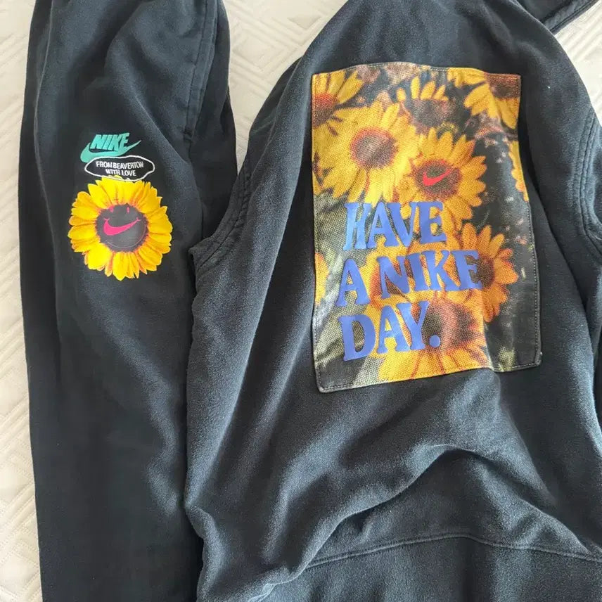 [BUNJANG] Nike Sunflower Hoodie Set / 나이키 해바라기 후드티 세트