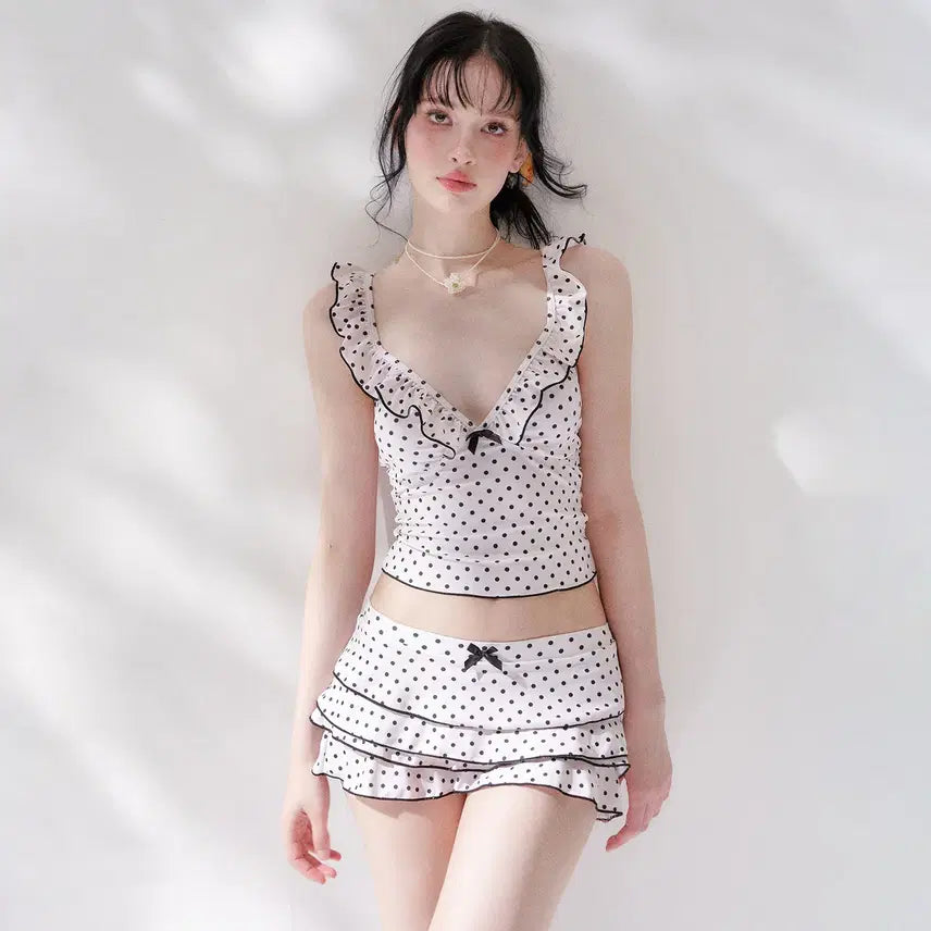 [BUNJANG] Pinkup Retro Polka Dot Ruffle Three-Piece Swimsuit / Pinkup 레트로 폴카 도트 러플 워터파크 쓰리피스 수영복