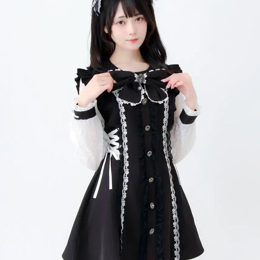 [BUNJANG] Dear My Love Lace-Up Frill Sleeve Dress / 디어마이러브 디마럽 사이드 레이스업 레이스 소매 프릴 원피스