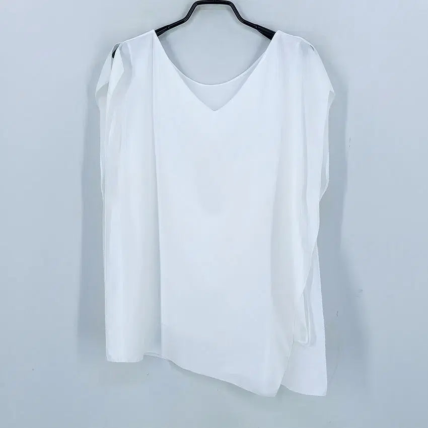 [BUNJANG] MICHAA Women's Sleeveless Blouse White (HU46041) / 미샤 여성 여름 우측트임 민소매블라우스 화이트85 (HU46041)