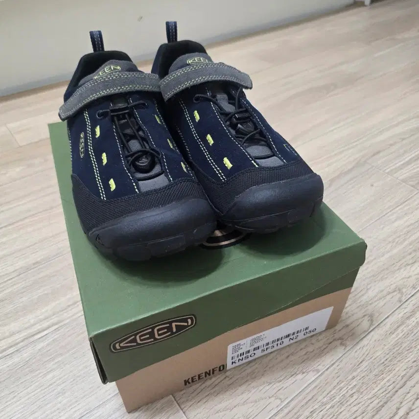 [BUNJANG] KEEN Kids Jasper Sneakers Navy 235 / 킨 KEEN 빅키즈 재스퍼 운동화 네이비 235