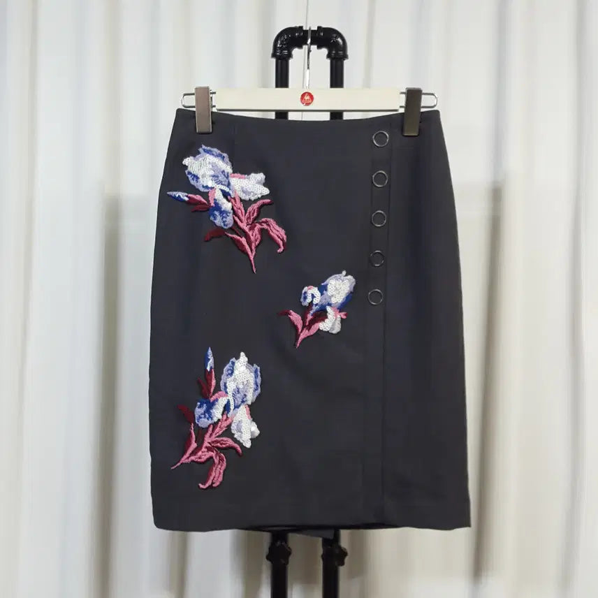 [BUNJANG] McGinn Women's Dark Grey Skirt (Size 27 Recommended) / McGINN 매긴 여성 치마 다크그레이 27추천 오일장
