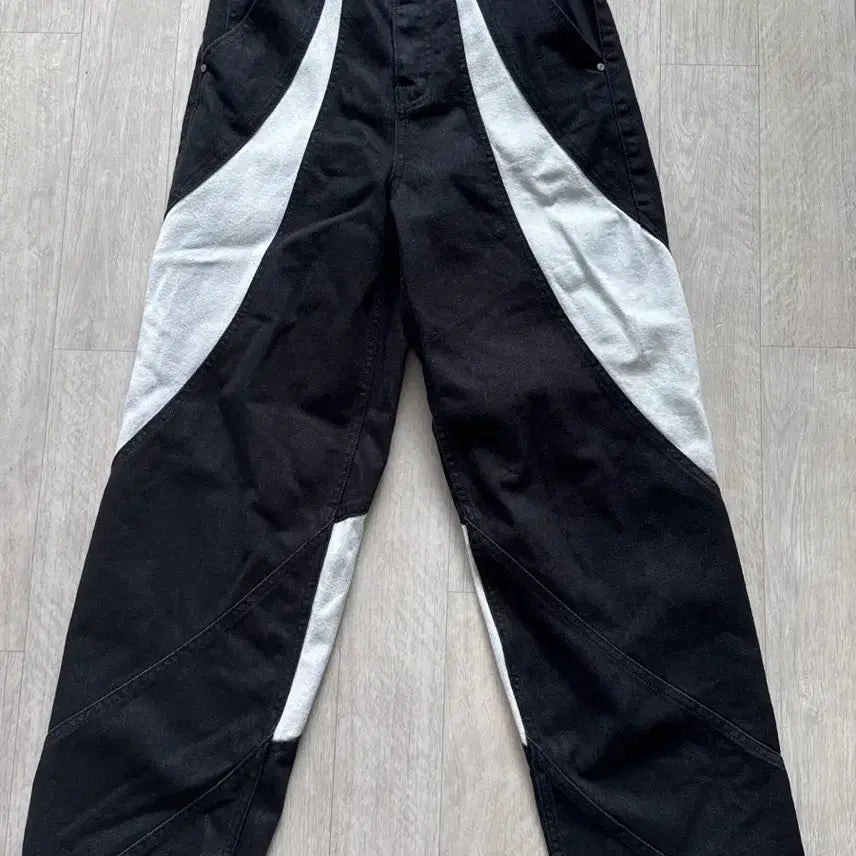 [BUNJANG] ADD SEOUL Black Patchwork Detail Denim Pants SX / ADD SEOUL 애드서울 팬츠
