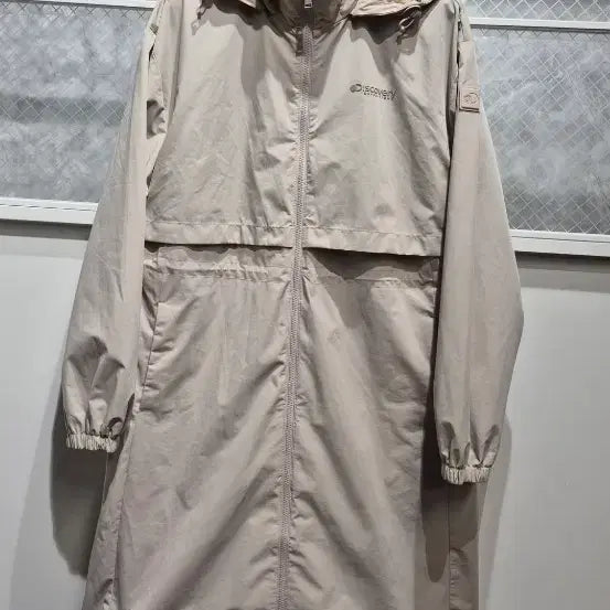 [BUNJANG] Discovery Women's Hooded Windbreaker Beige / 디스커버리 여성 후드 바람막이 베이지