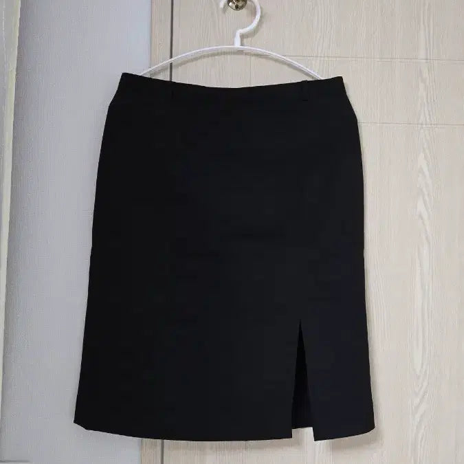 [BUNJANG] Front Slit Suit Skirt / 앞트임 정장스커트 26