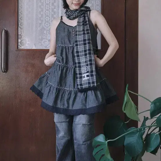 [BUNJANG] Hug Your Skin Tiered Mori Sleeveless and Bootcut Pants Set / 허그유어스킨 티어드 모리 슬리브리스 부츠컷 팬츠 세트