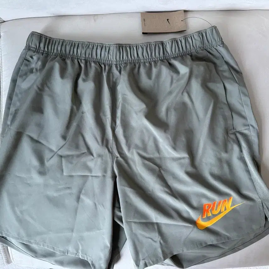[BUNJANG] Nike Running Shorts L (US 105/XL Fit) / 나이키 러닝 쇼츠  L 새상품