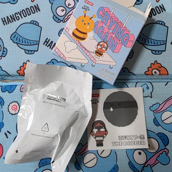 [BUNJANG] Pop Mart CryBaby Crying Again Badge The Robber / 정품 팝마트 크라이베이비 크라잉어게인 뱃지 강도 THE ROBBER