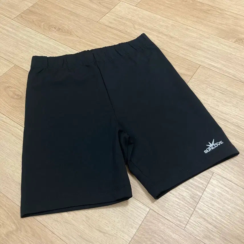 [BUNJANG] Sunlove Black Leggings Shorts Pants / [새상품 택포] 썬러브 레깅스 블랙 // 쇼츠 팬츠