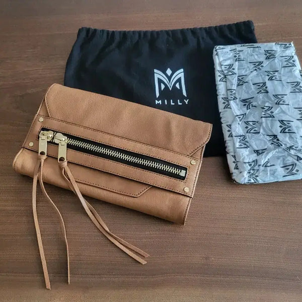 [BUNJANG] Milli Camel Clutch Bag with Pouch / 밀리 클러치 백 + 파우치포함