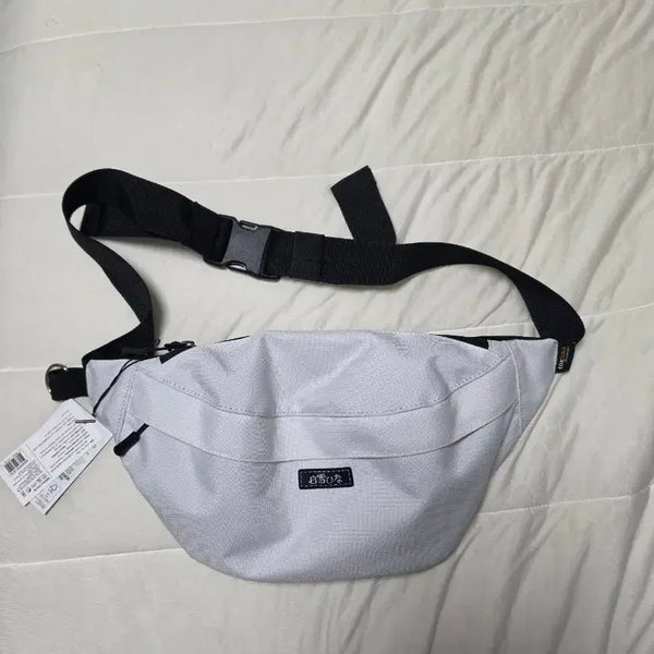 [BUNJANG] 2026 Hina Birthday Sling Bag / 2026히나 생일 슬링백