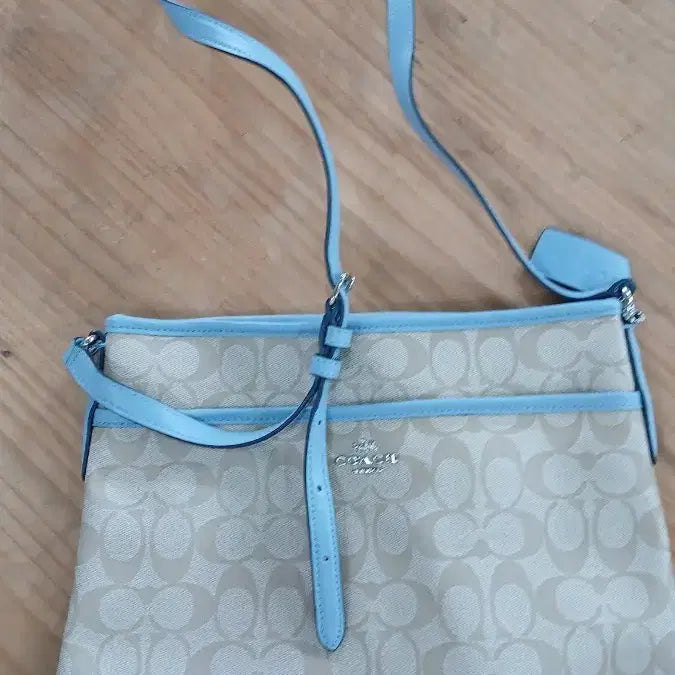 [BUNJANG] Coach Signature Shoulder Bag Beige/Blue / 코치 시그니처 숄더백 베이지/블루