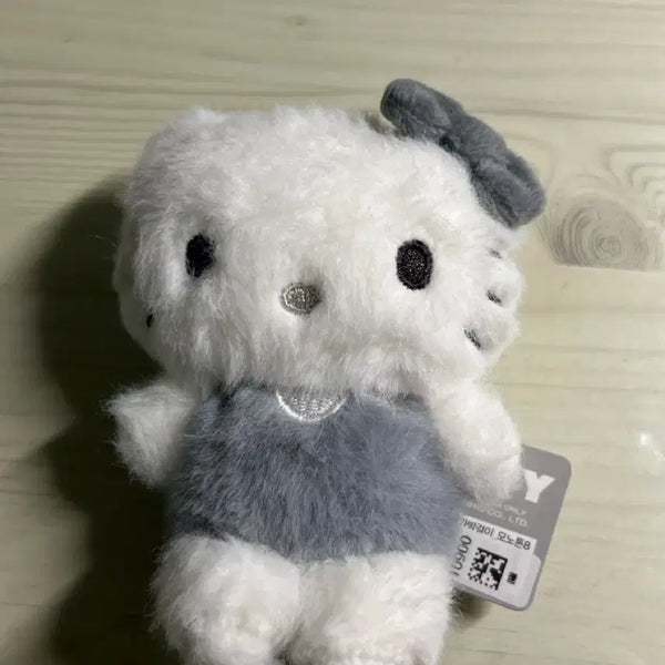 [BUNJANG] Sanrio Hello Kitty Monotone Keyring / 산리오 헬로키티 모노톤 키링