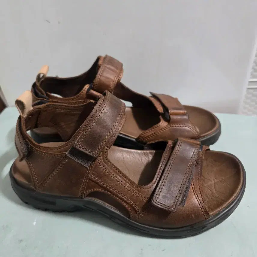 [BUNJANG] Ecco Outdoor Men's Leather Sandals / 에코 오브로드 남성 가죽 샌달 250(7.5)