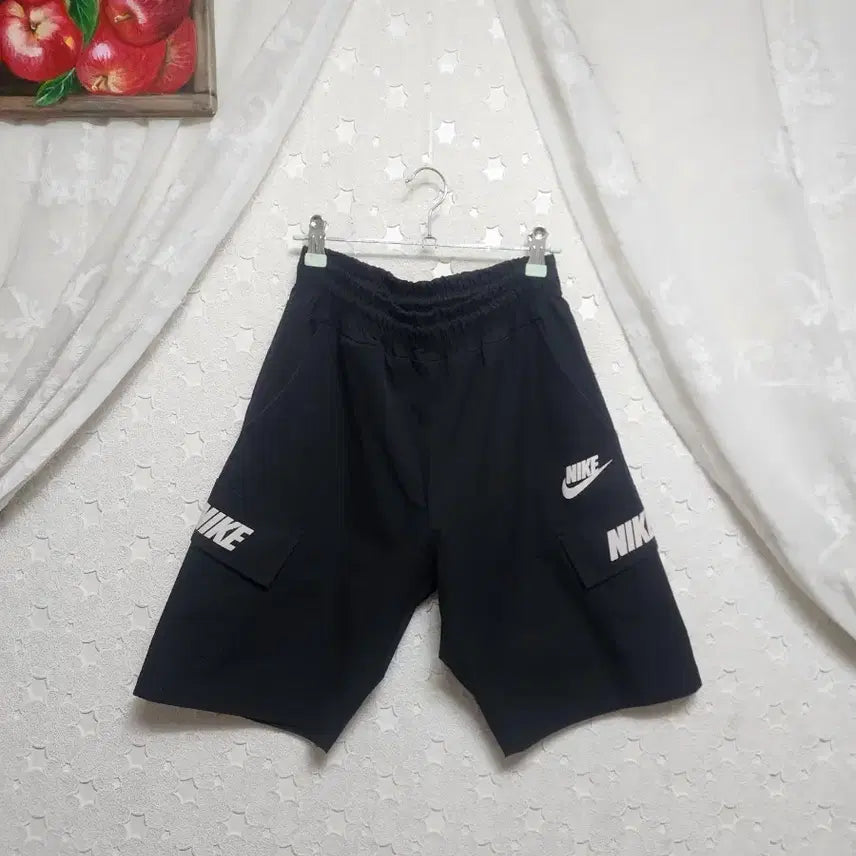 [BUNJANG] Women's Black Cargo Shorts (Size 90-95) / 블랙 카고 반바지 여성90~95
