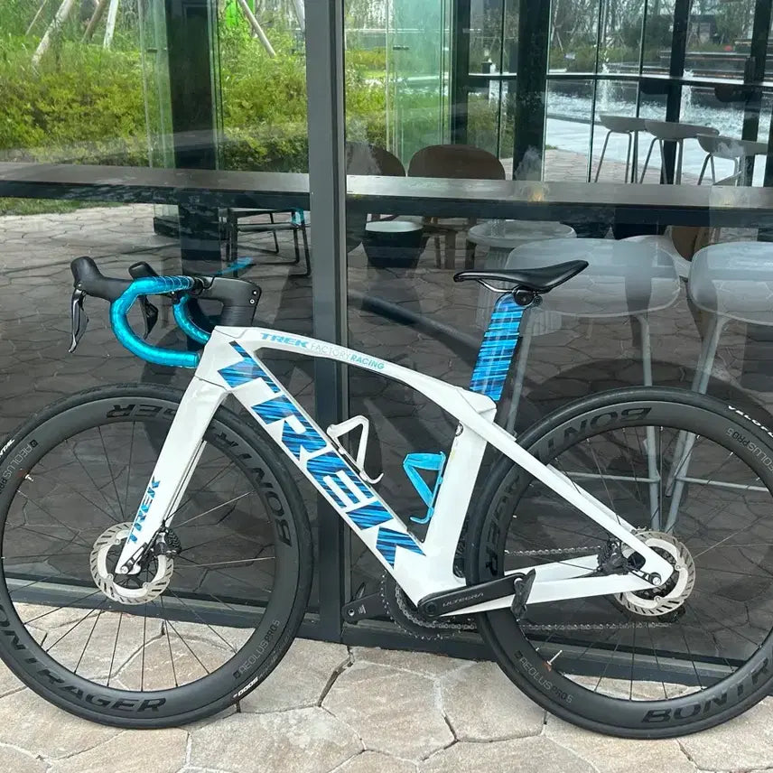 [BUNJANG] Trek Madone SLR Project One - Seccafredo Blue Theme / 트렉 마돈 SLR 프로젝트 원 세카프레도 블루테마 판매합니다 (가격인하)