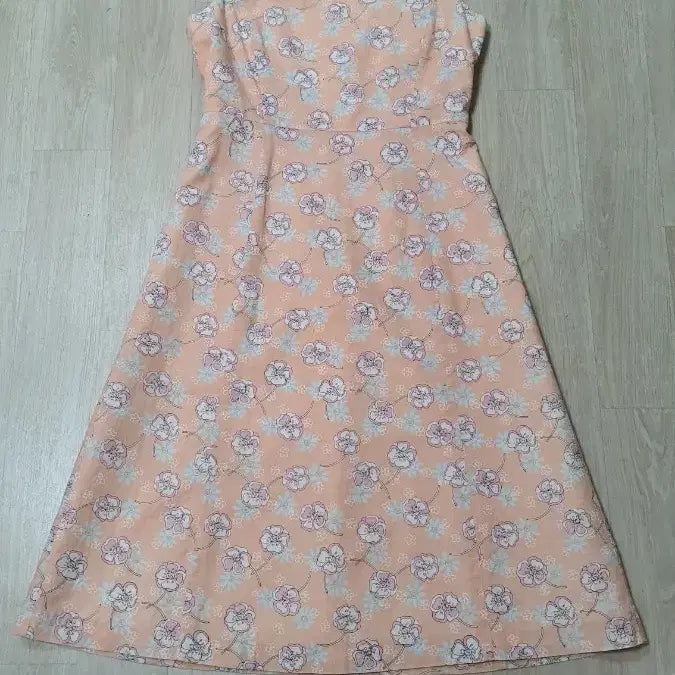 [BUNJANG] VIKI Floral Sleeveless Dress / VIKI 플로럴 민소매 원피스