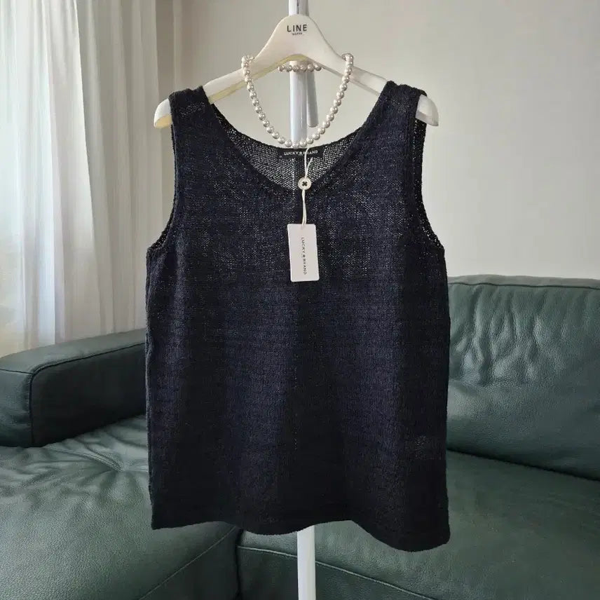 [BUNJANG] Lucky Brand Knit Sleeveless Top (Bundle Set) - Black & White / 럭키브랜드(2종 일괄)니트 민소매 블랙 화이트